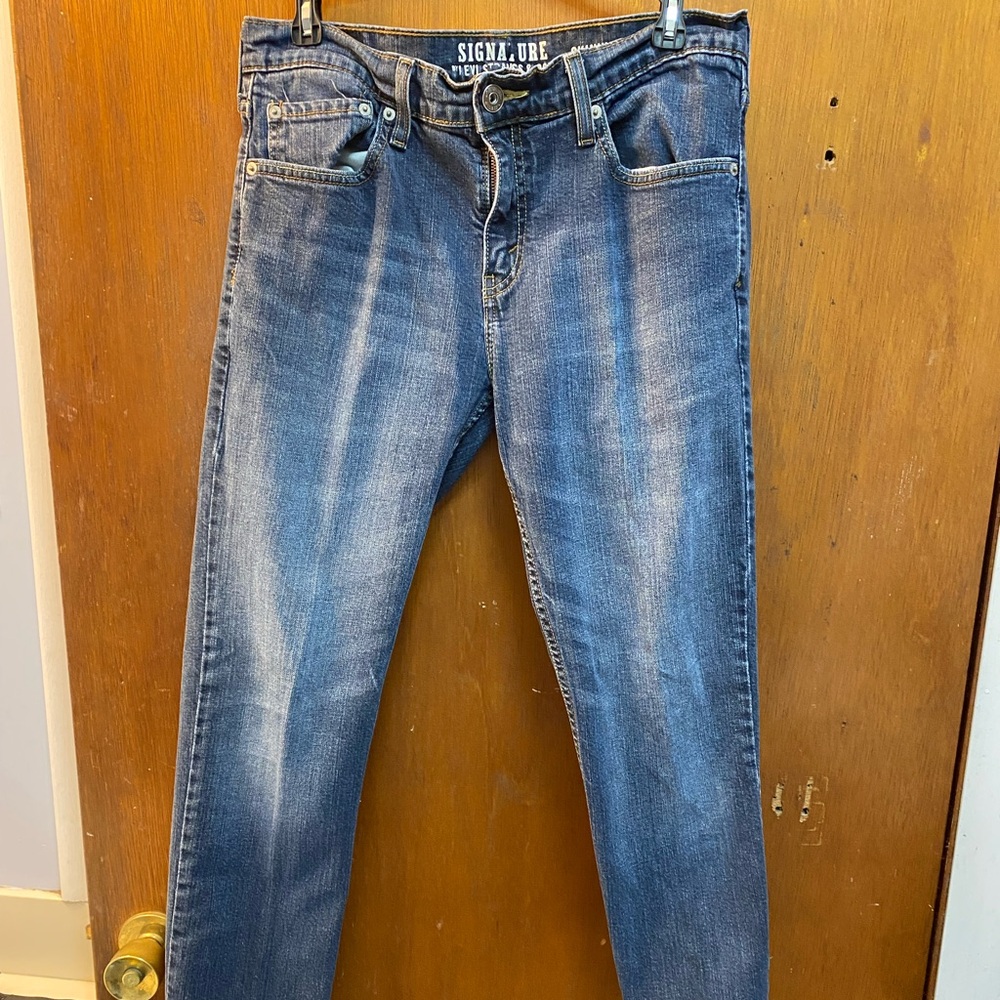 Mens signature Levi Strauss & Co. skinny jeans size 32 x 30.